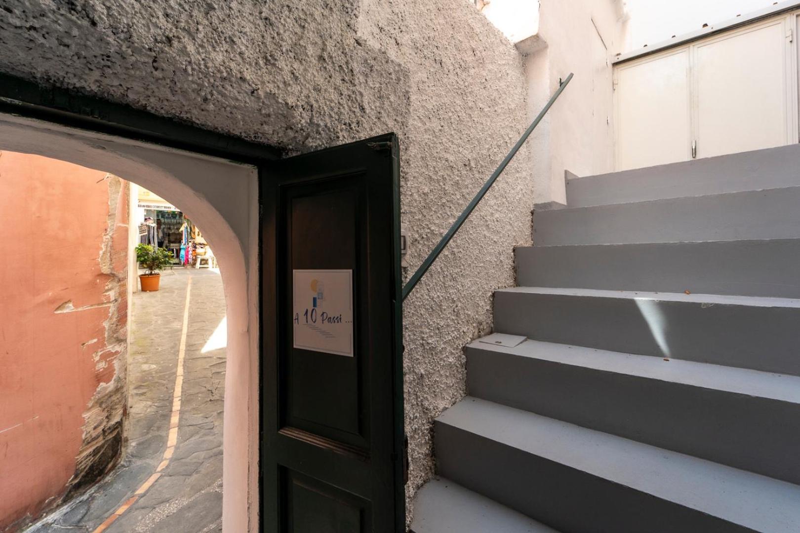 A 10 Passi Lägenhet Capri Exteriör bild